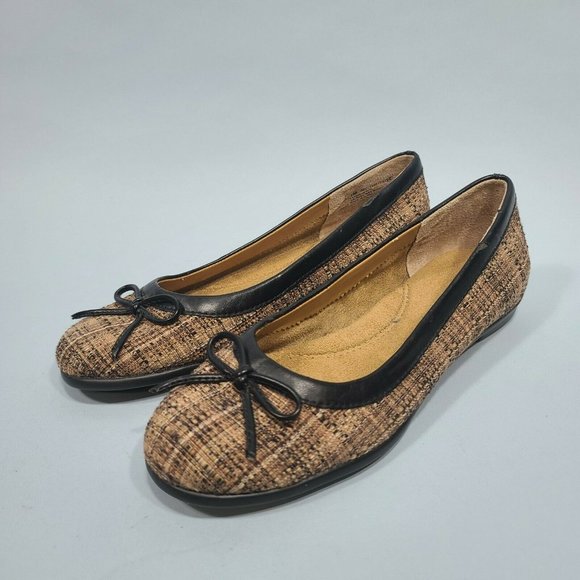 AEROSOLES "Beg 2 Differ" Brown & Black Bow Toe Ballet Flats Women's Size 7M - Picture 7 of 11
